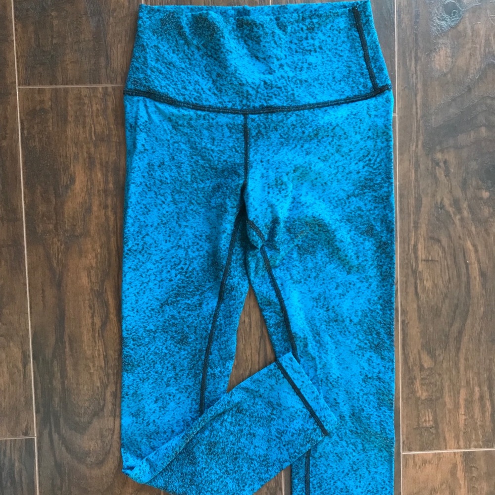 Pretty blue and black lululemon leggings